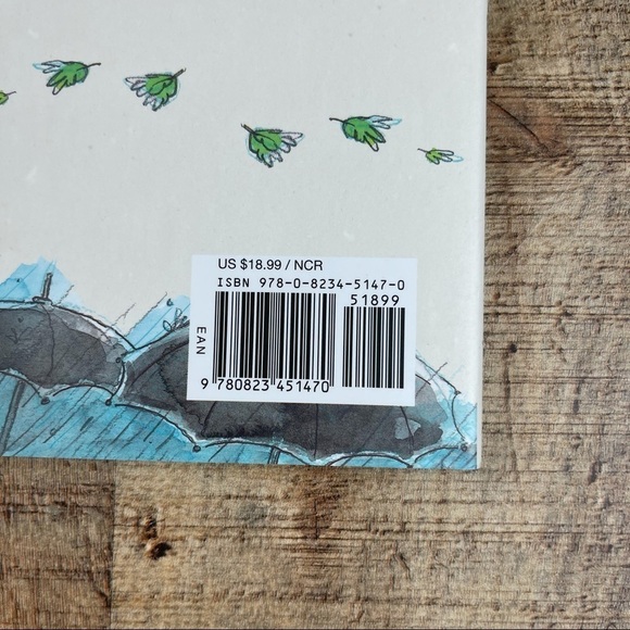 Three By Stephen Michael King Hardcover Children’s Picture Book Divergent - Picture 3 of 5